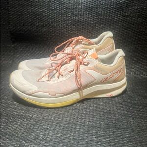 Salomon Womens Size 9.5 Ultra Raid Shoes
